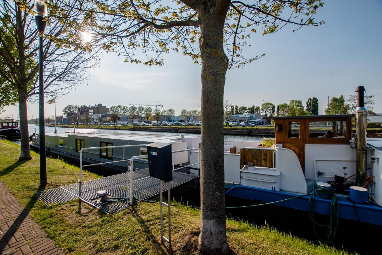 Houseboat Jana - With Sauna And Terrace Hotel Brugge Ngoại thất bức ảnh