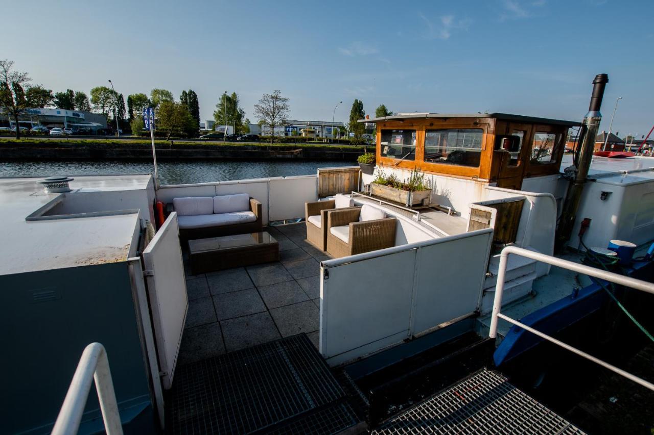 Houseboat Jana - With Sauna And Terrace Hotel Brugge Ngoại thất bức ảnh